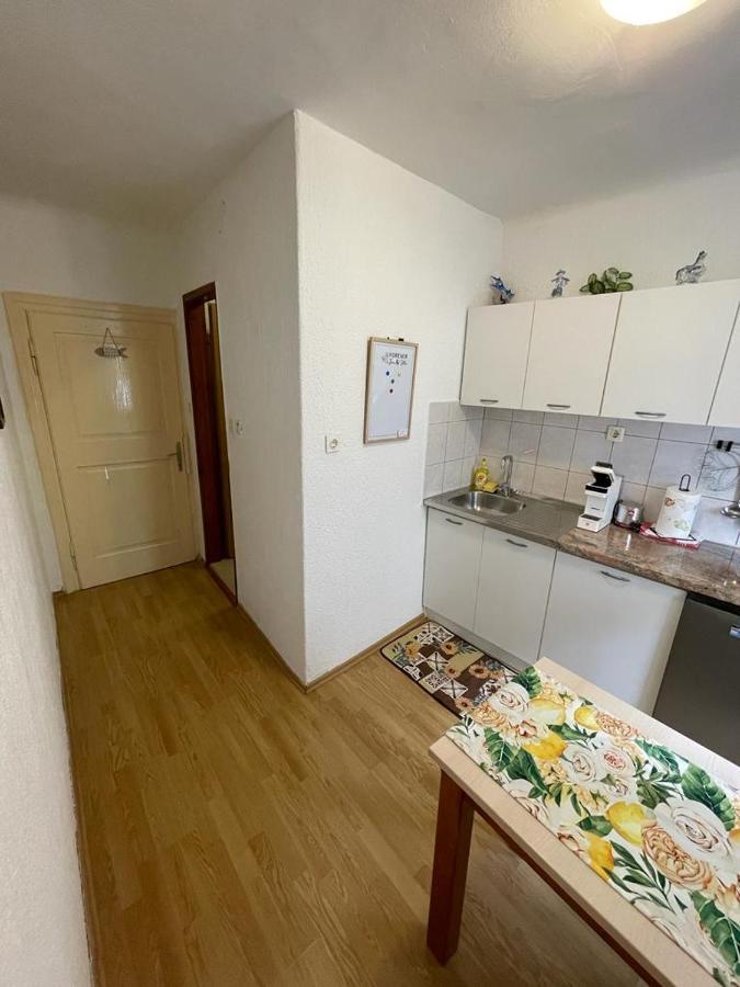 Ferienwohnung Dana Cres Exterior foto